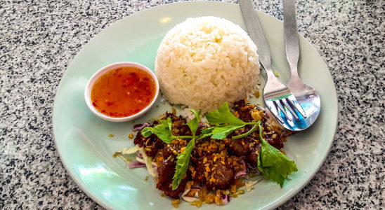 タイの庶民派グルメを「フードコート」で食べ尽くそう！