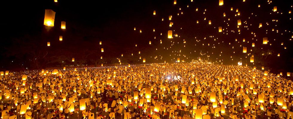 ローイクラトン - タイの灯篭流し